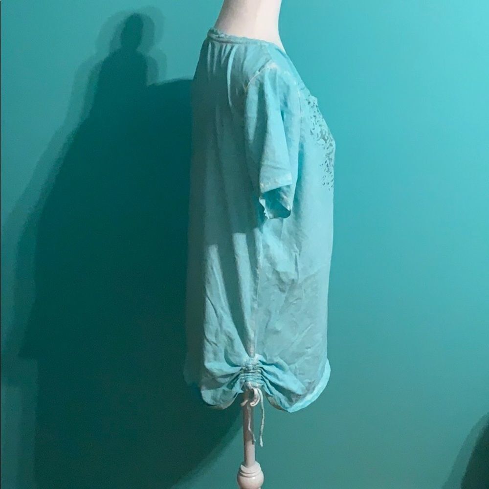 Ruff Hewn Top   - Picture 2 of 3